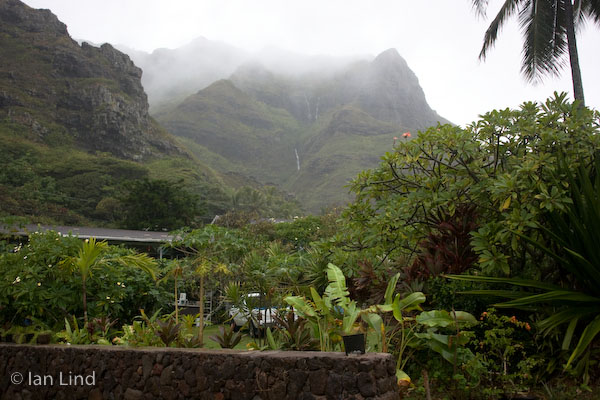 Waterfall behind Kaaawa from the Kaneohe end of Haahaa Street.