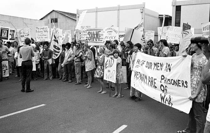 marchapr71_017